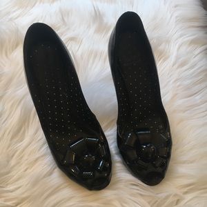 Moschino patent leather pumps